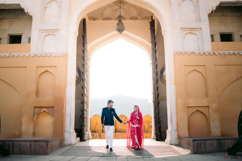 Groom and bride in love at Aligarh’s historical kila